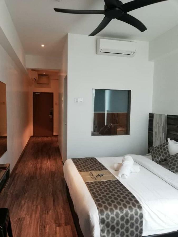 Rest And Comfort Boutique Hotel Kuala Terengganu Kültér fotó